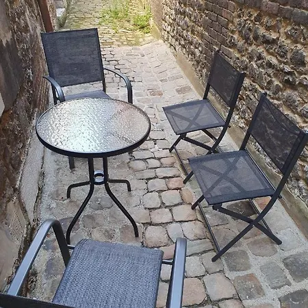 La Forteresse - Jacuzzi/sauna - Centre Historique Apartmán