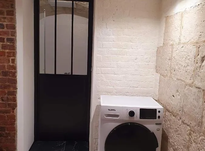 La Forteresse - Jacuzzi/sauna - Centre Historique Apartment